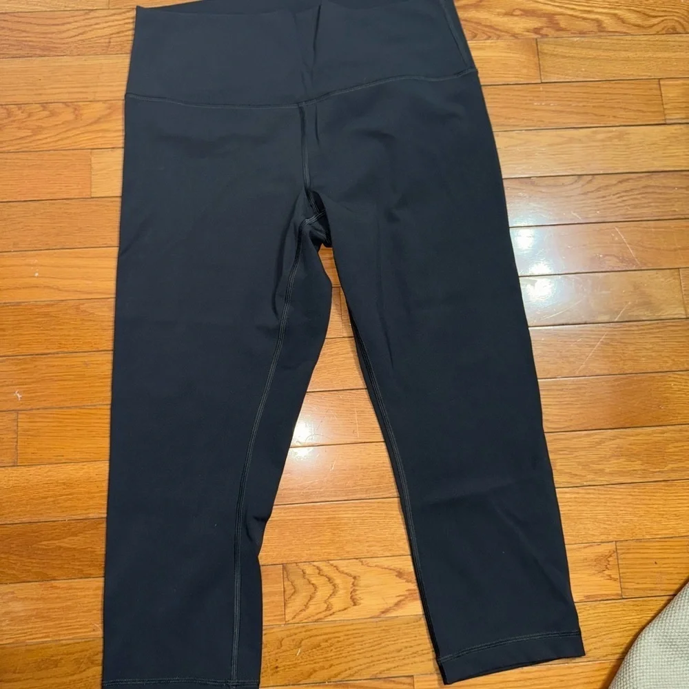 Lululemon Wunder under leggings